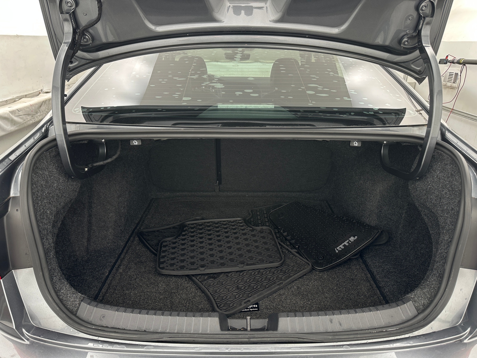 Thumbnail: 2019 Volkswagen Jetta - 6