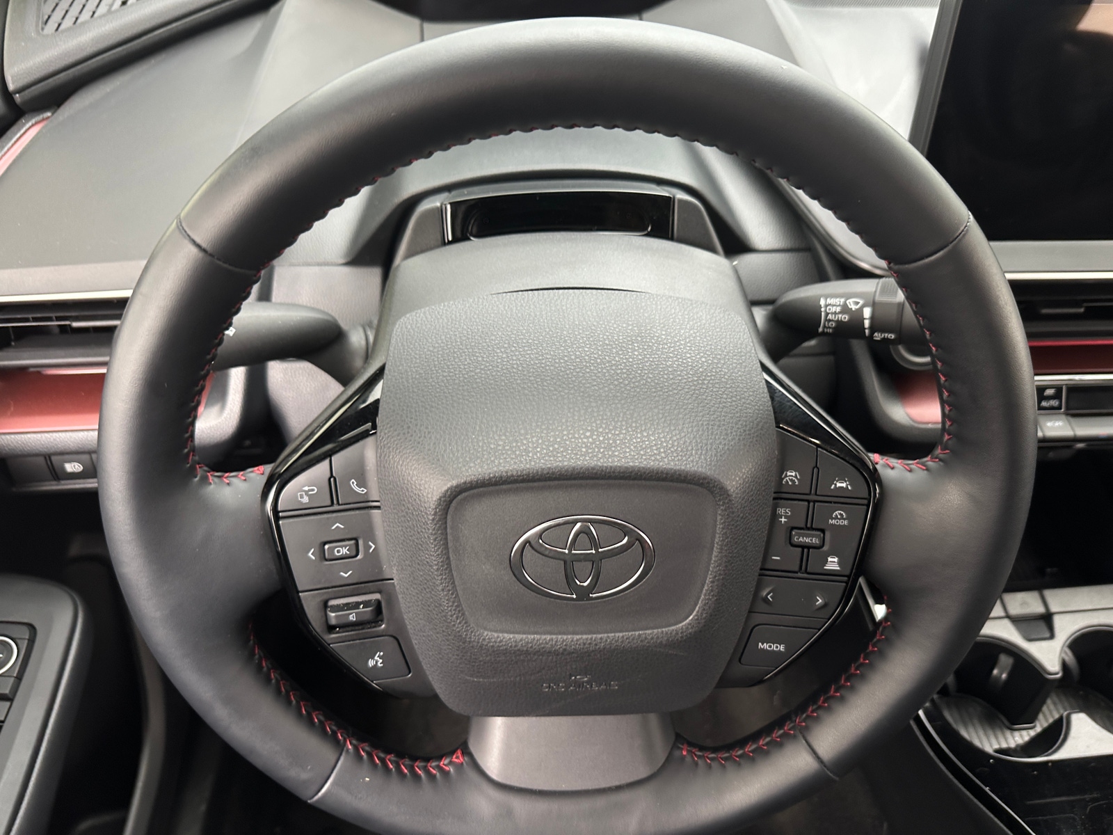 Thumbnail: 2024 Toyota Prius Prime - 4