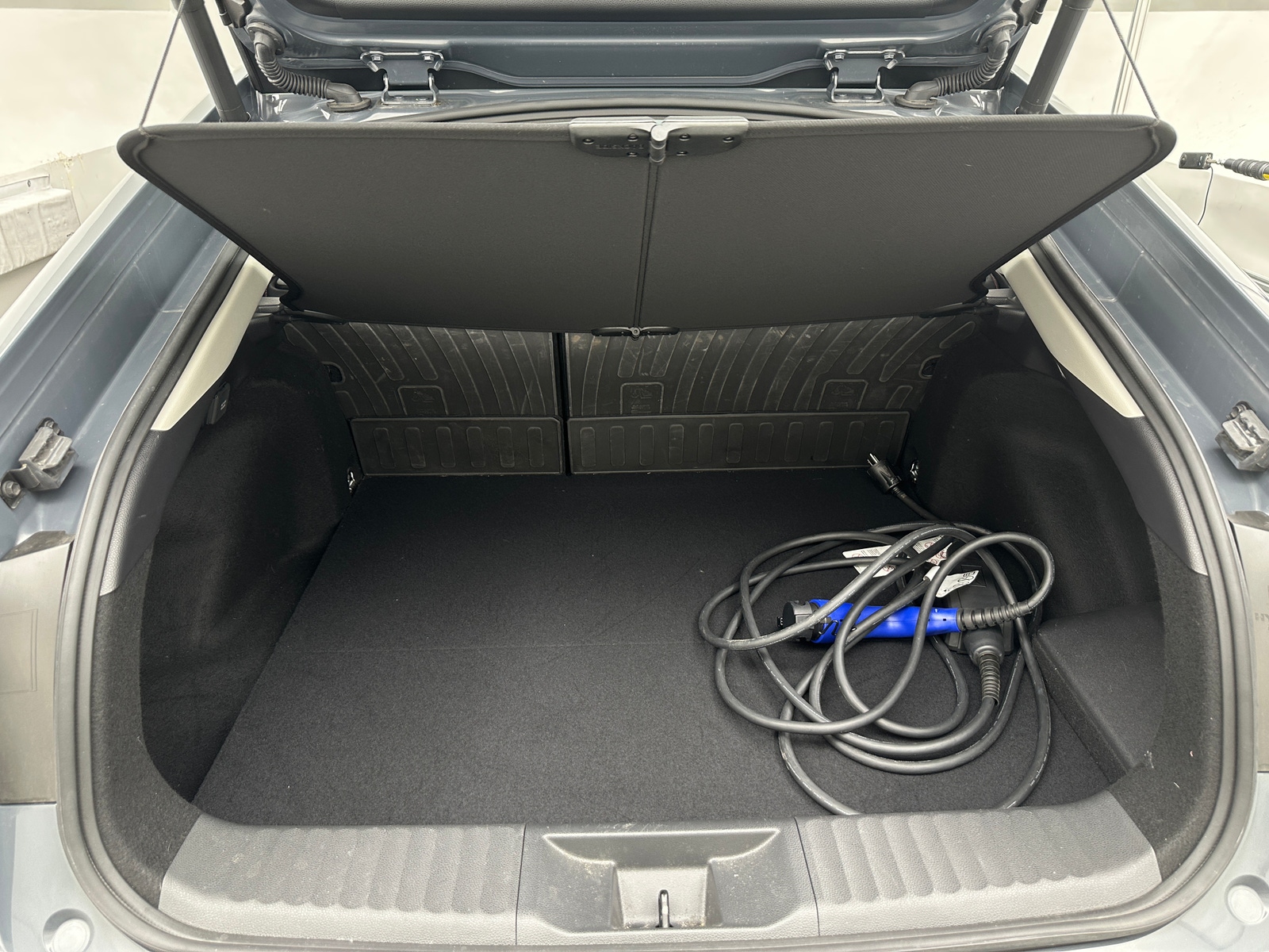 Thumbnail: 2024 Toyota Prius Prime - 6