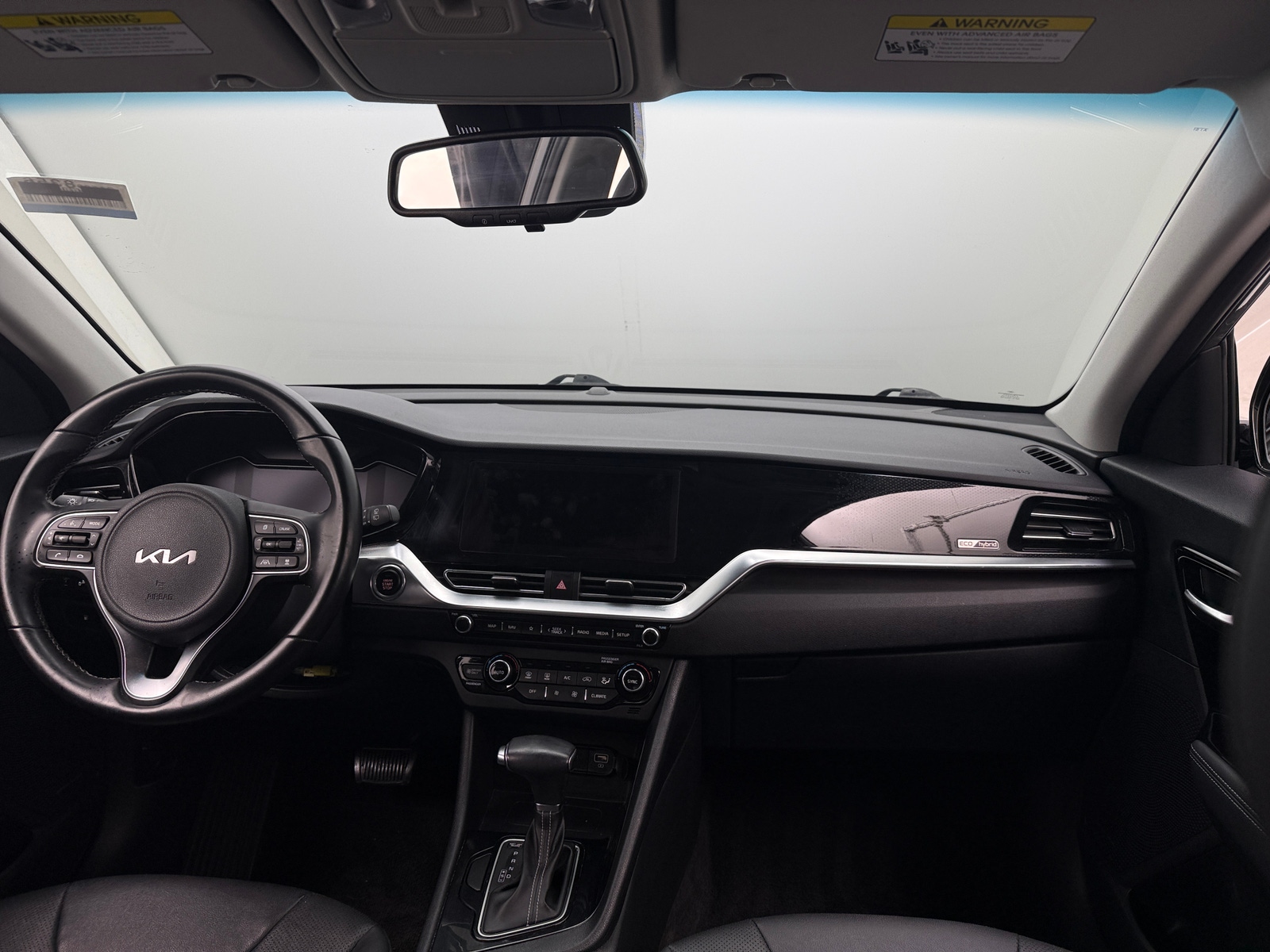 Thumbnail: 2022 Kia Niro - 2