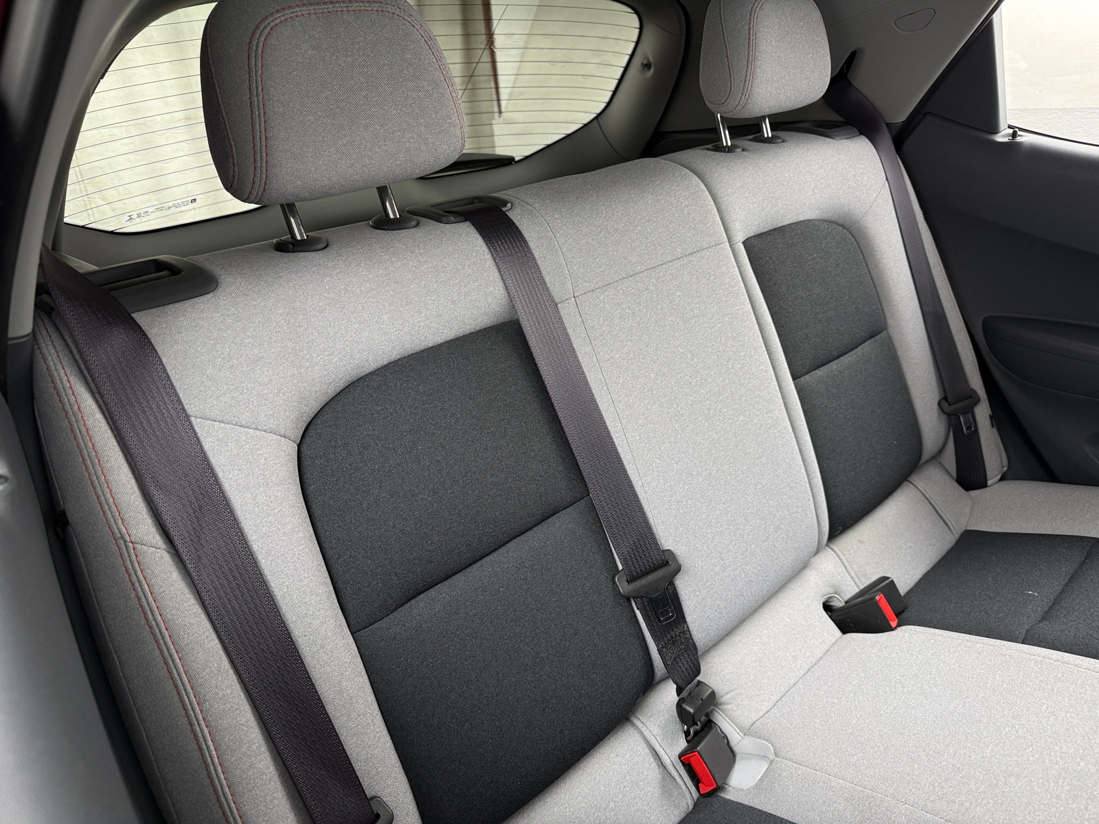 Thumbnail: 2017 Chevrolet Bolt EV - 6