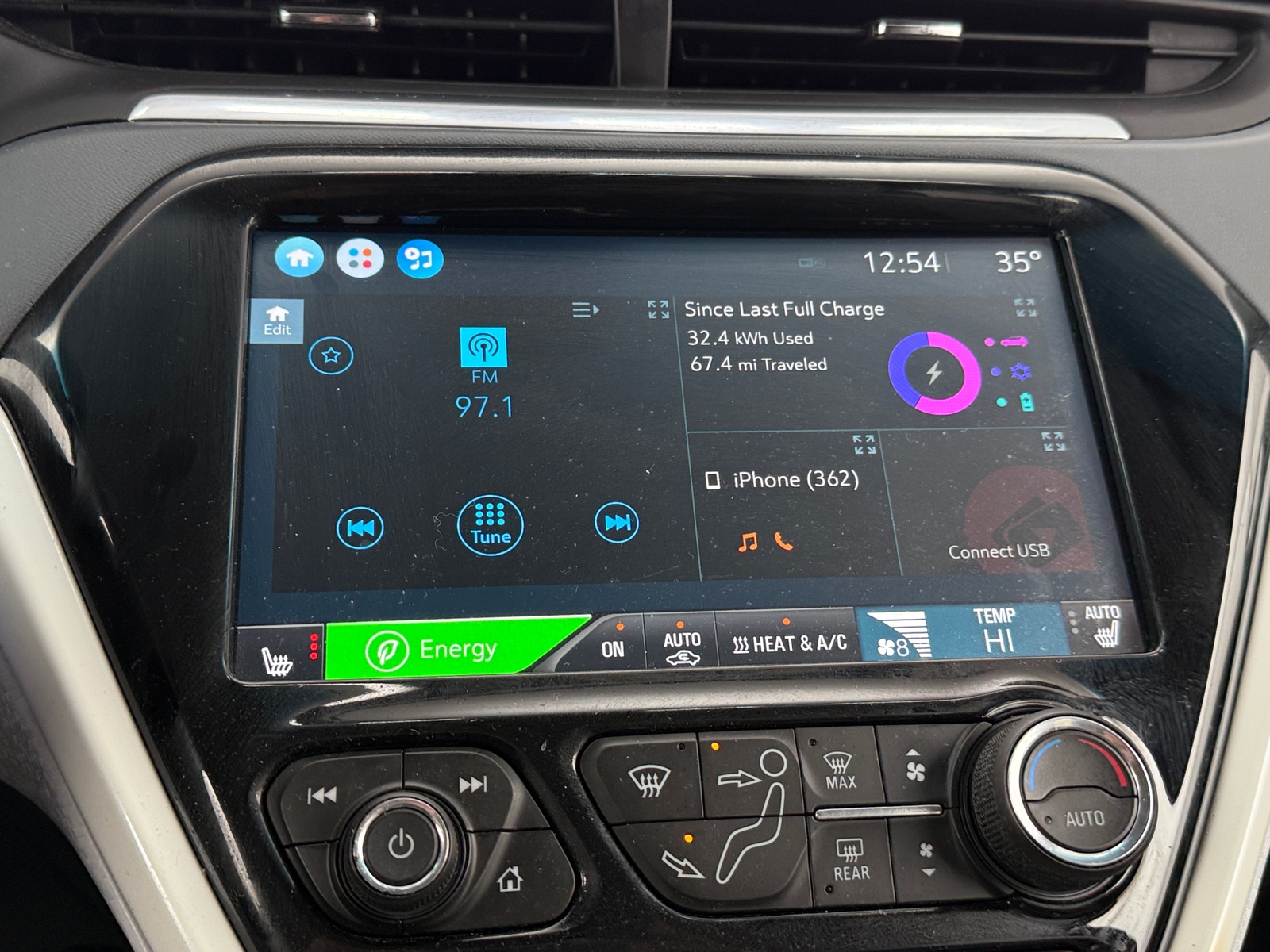 Thumbnail: 2017 Chevrolet Bolt EV - 4