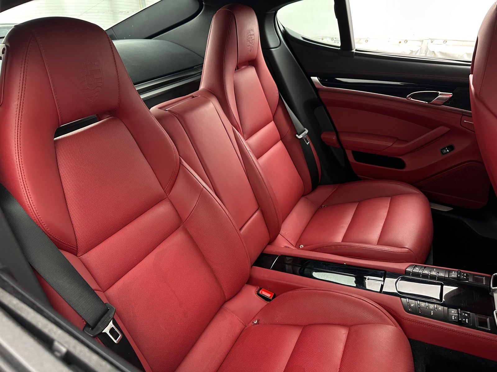 Thumbnail: 2016 Porsche Panamera - 5