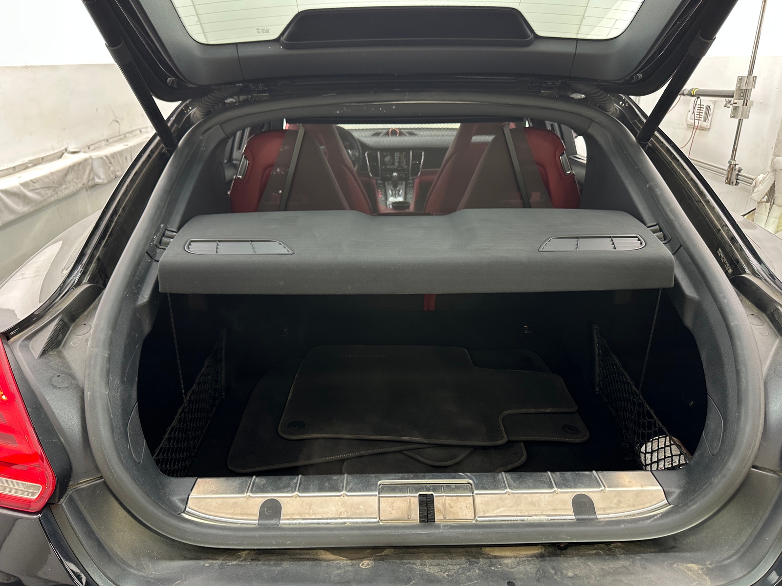 Thumbnail: 2016 Porsche Panamera - 6