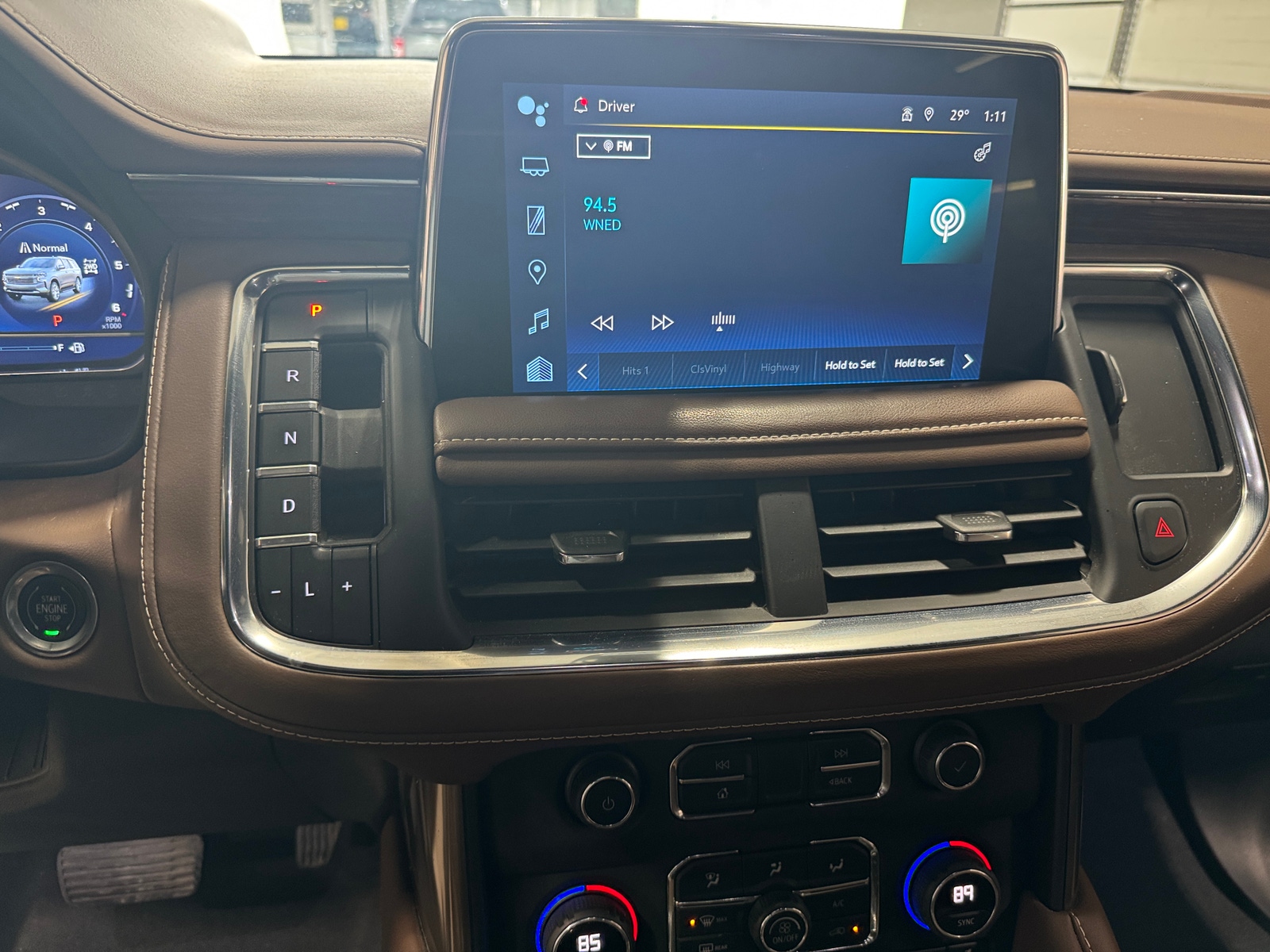 Thumbnail: 2022 Chevrolet Tahoe - 3