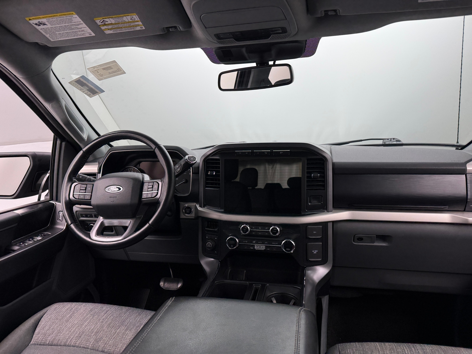 Thumbnail: 2021 Ford Econoline - 3