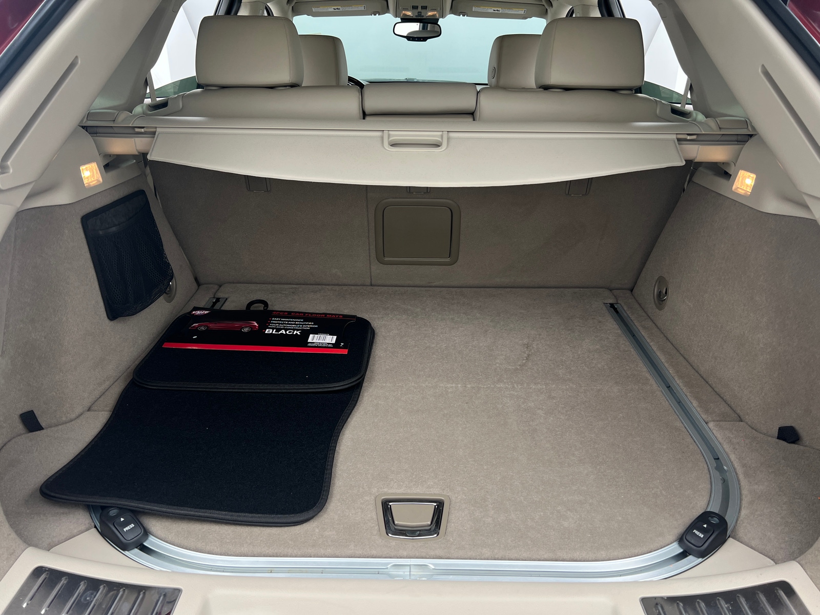 Thumbnail: 2012 Cadillac SRX - 6