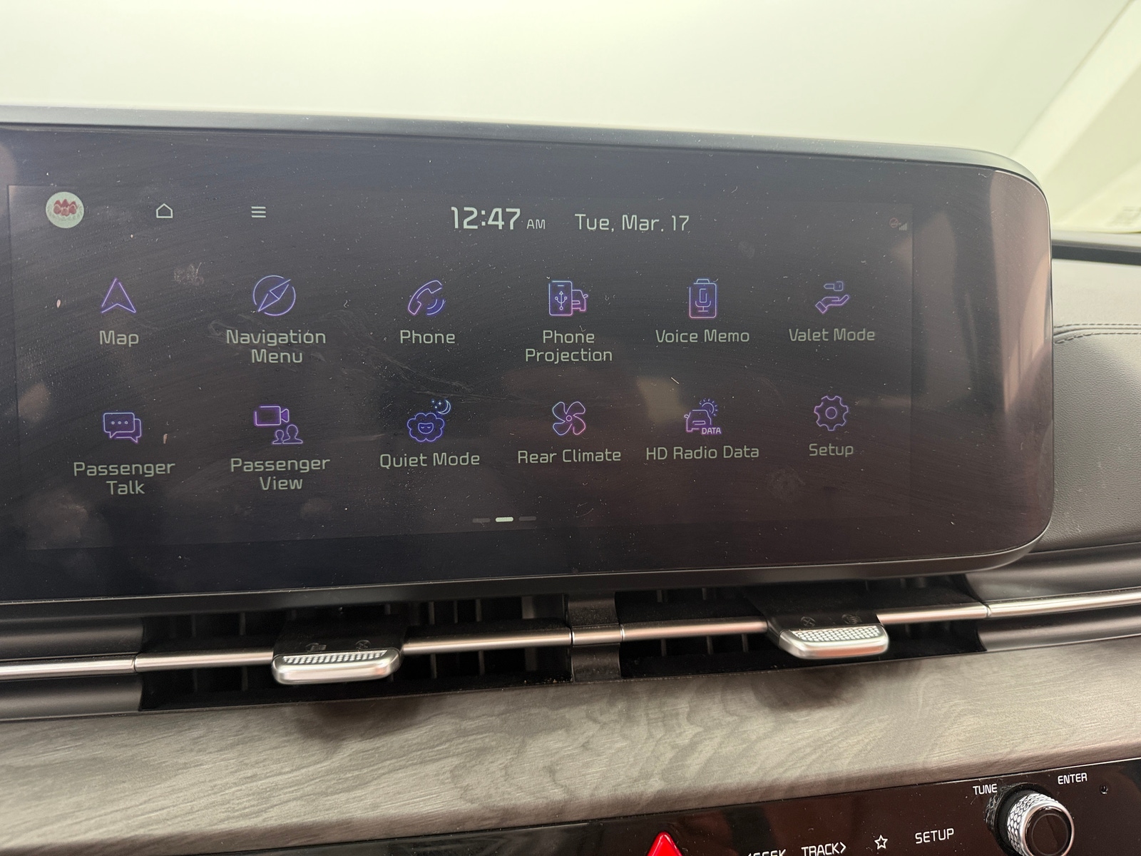 Thumbnail: 2024 Kia Carnival - 3