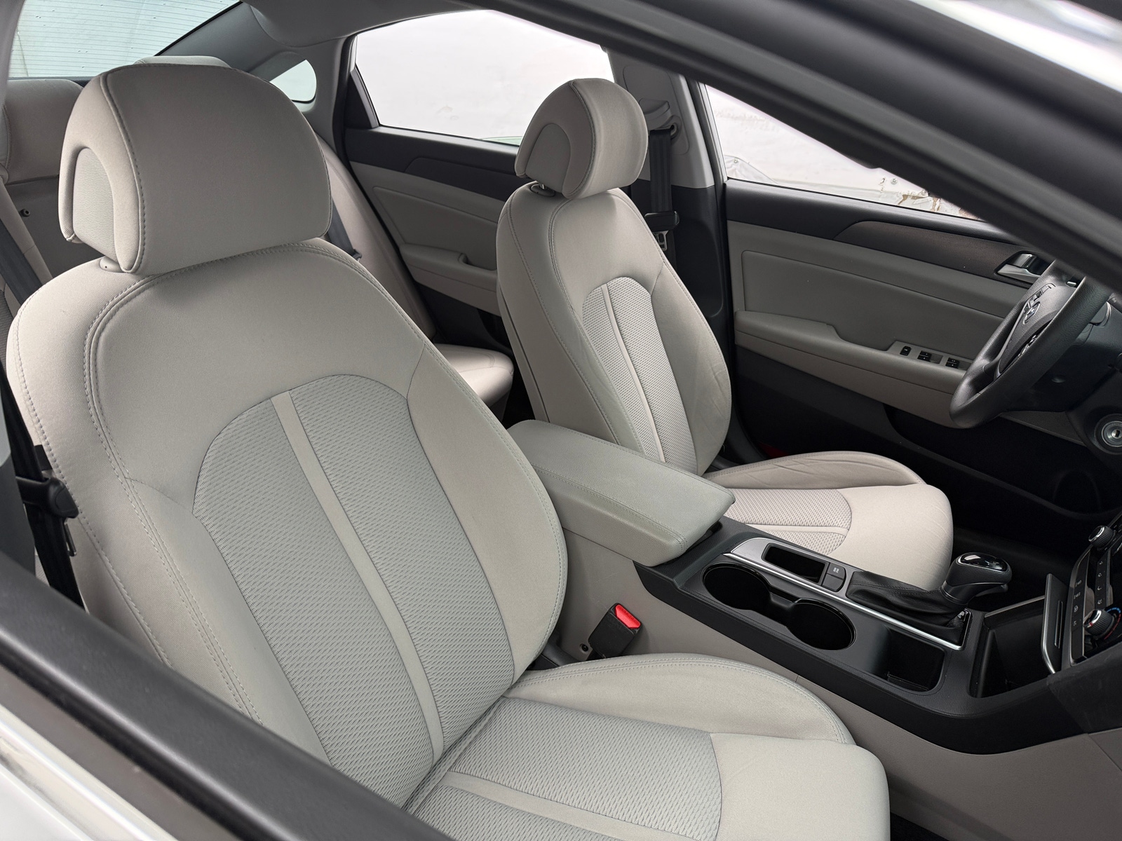 Thumbnail: 2016 Hyundai Sonata - 2