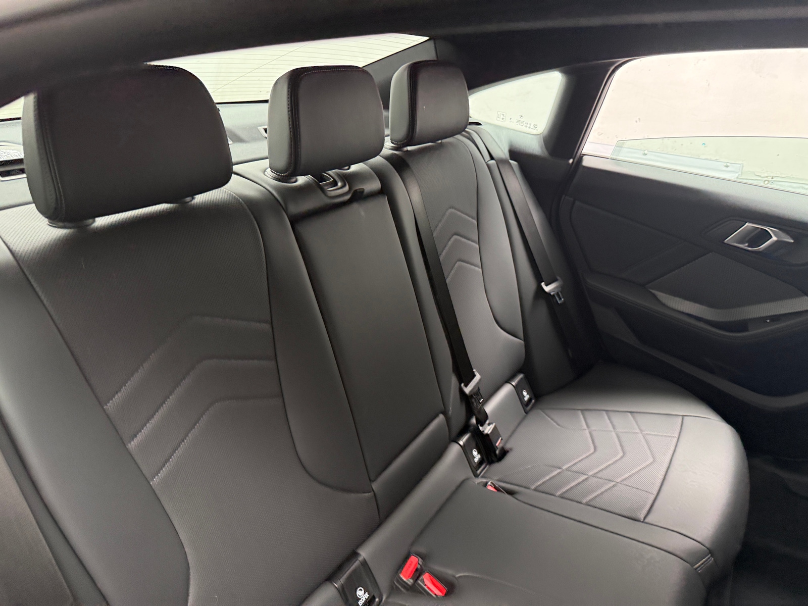 Thumbnail: 2025 BMW 2 Series - 5