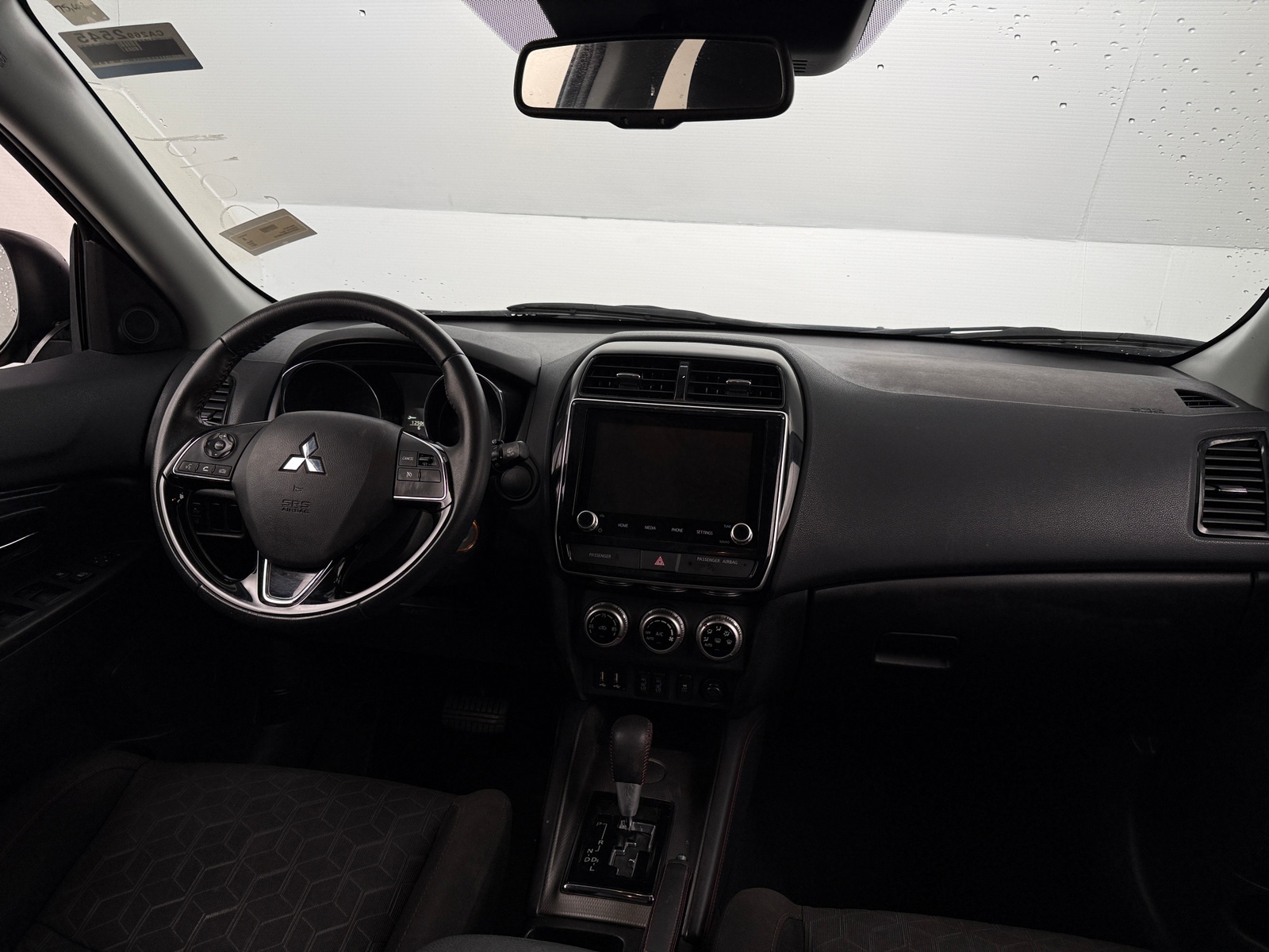 Thumbnail: 2021 Mitsubishi Outlander Sport - 3