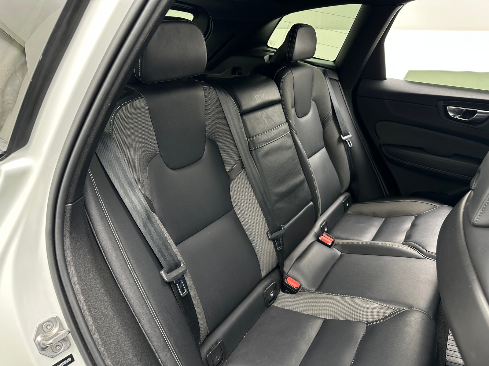 Thumbnail: 2021 Volvo XC60 - 5