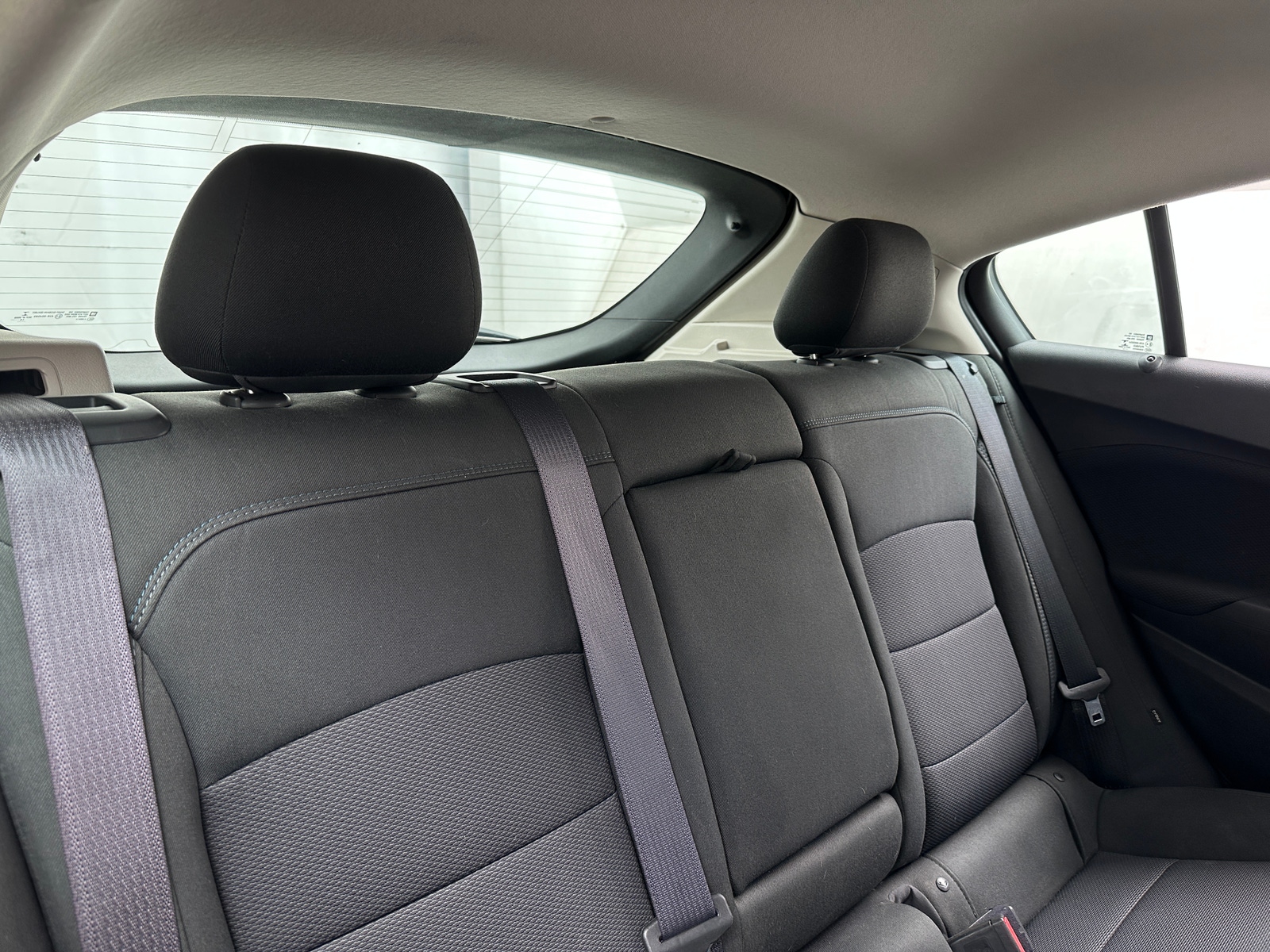 Thumbnail: 2017 Chevrolet Cruze - 6