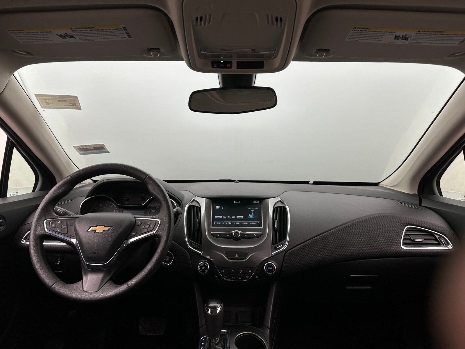 Thumbnail: 2017 Chevrolet Cruze - 3