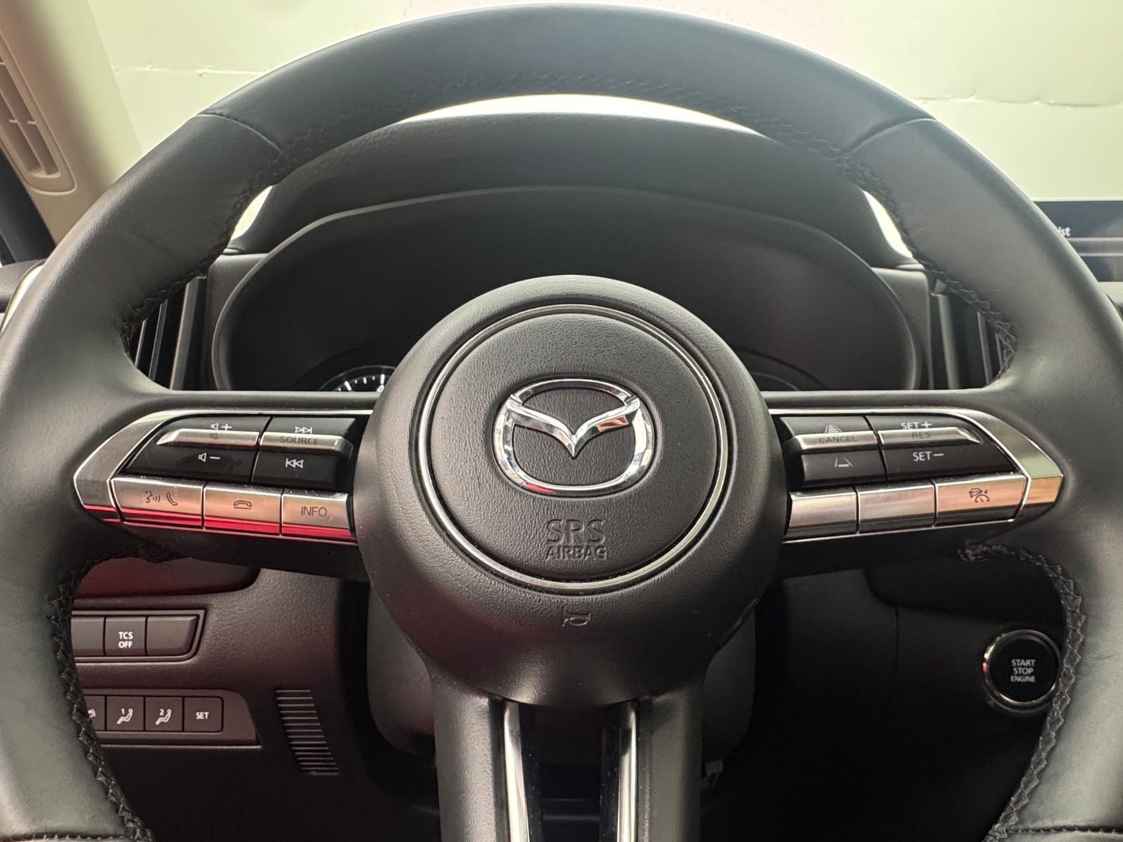 Thumbnail: 2025 Mazda CX-50 - 4