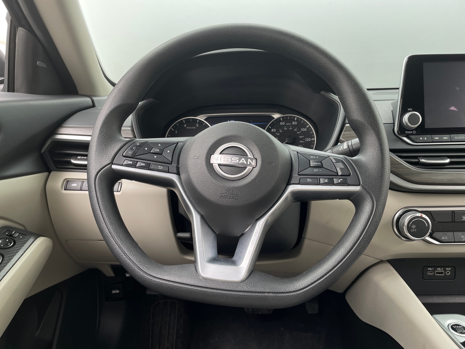 Thumbnail: 2025 Nissan Altima - 5