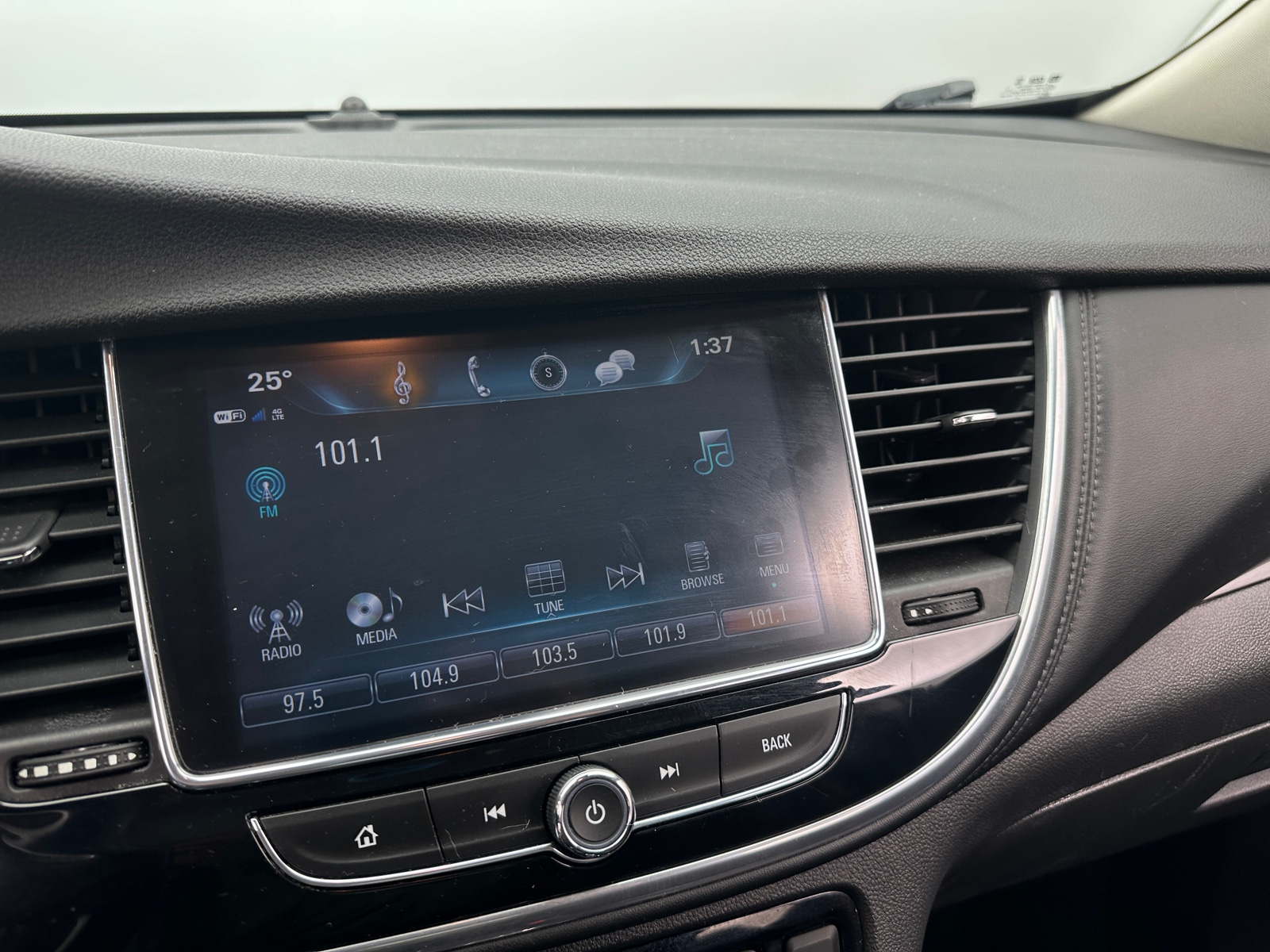 Thumbnail: 2019 Buick Encore - 3