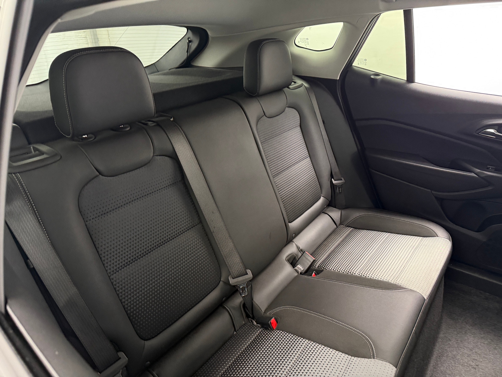 Thumbnail: 2025 Chevrolet Trax - 6