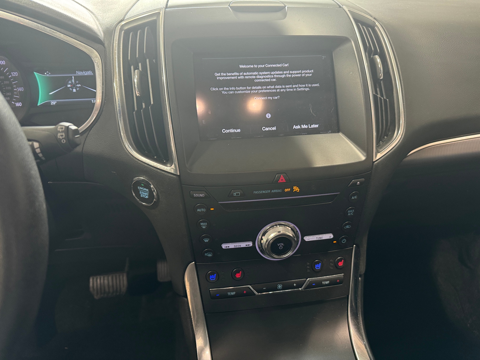 Thumbnail: 2019 Ford Edge - 3