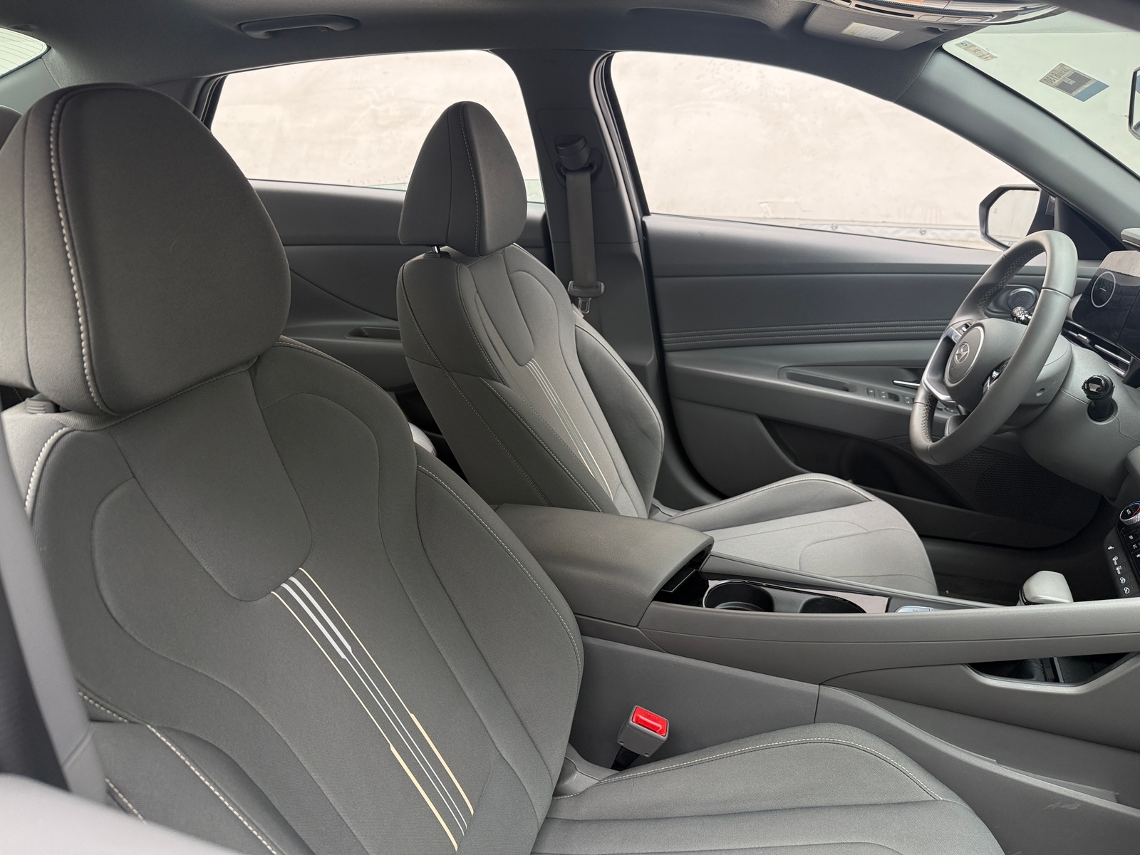 Thumbnail: 2025 Hyundai Elantra - 2