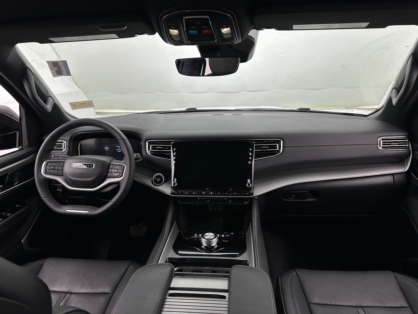 Thumbnail: 2025 Jeep Wagoneer - 2