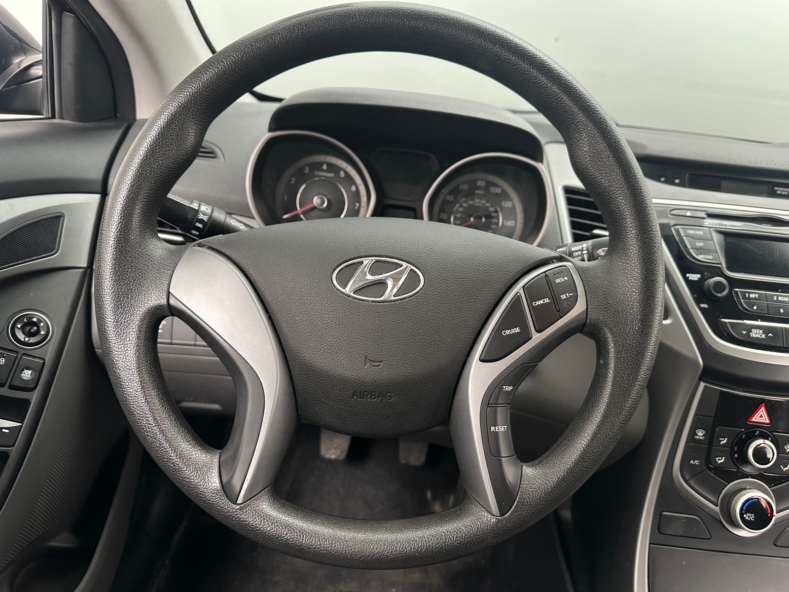 Thumbnail: 2016 Hyundai Elantra - 5