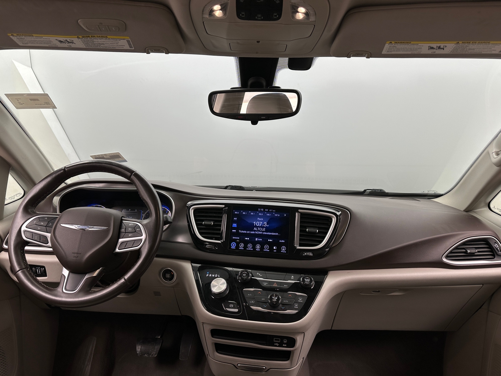 Thumbnail: 2017 Chrysler Pacifica - 2