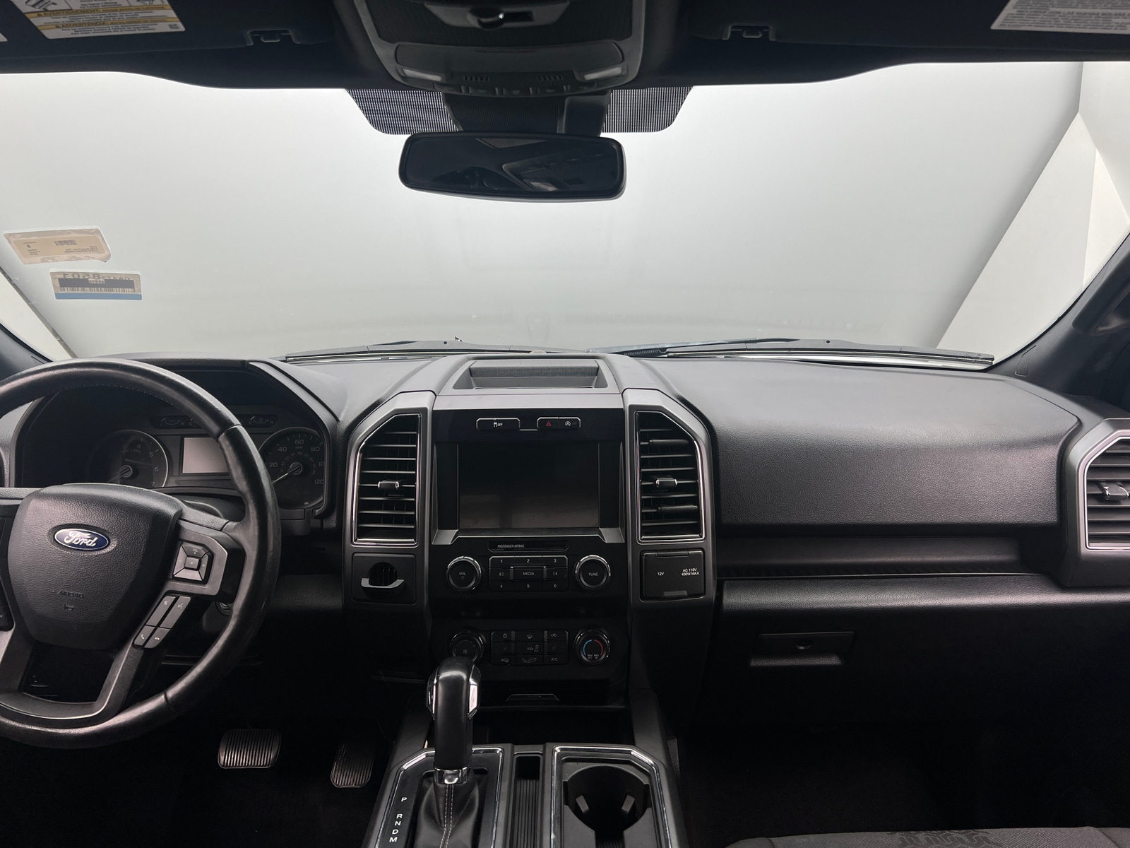 Thumbnail: 2019 Ford Econoline - 3