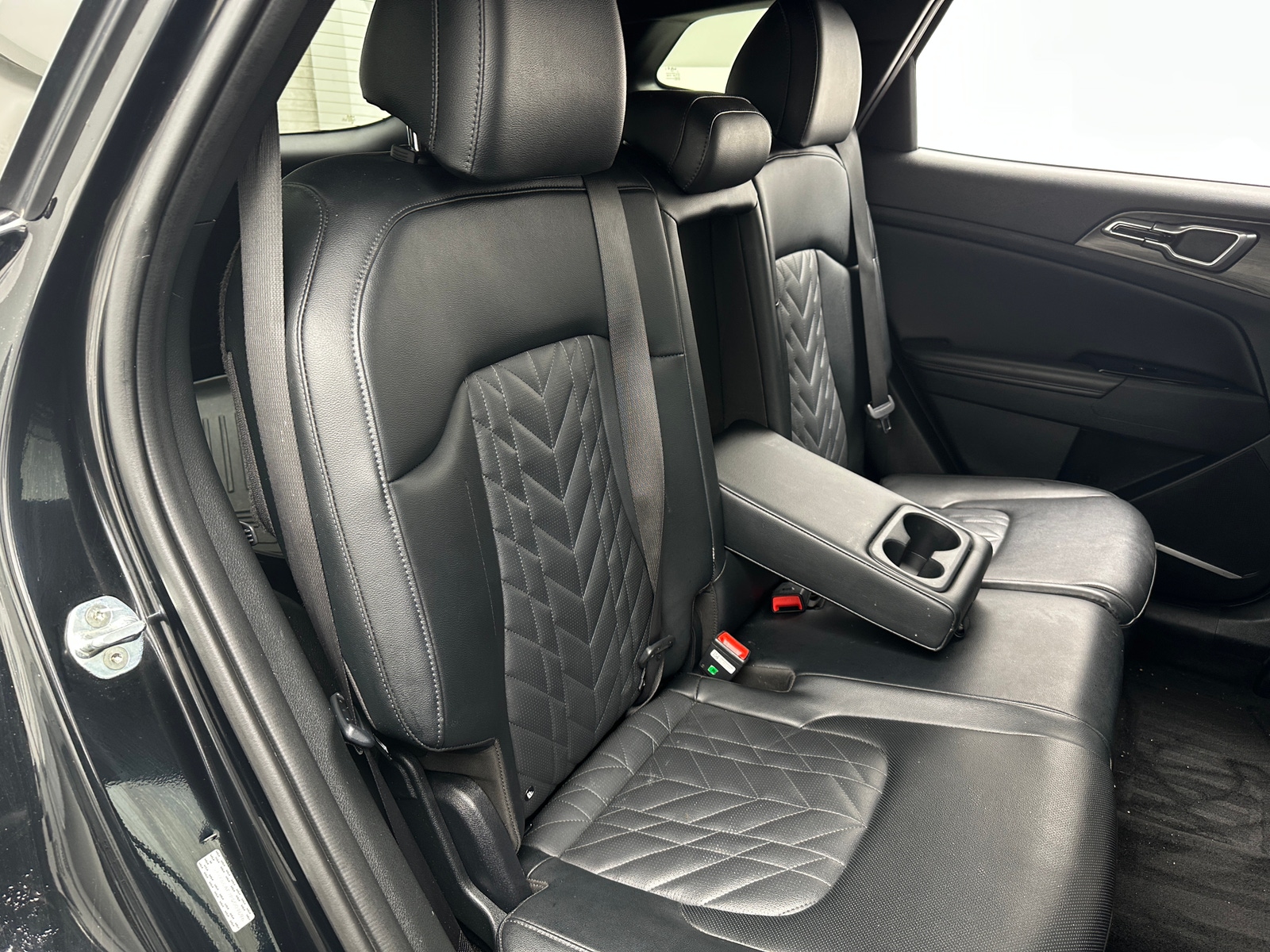 Thumbnail: 2023 Kia Sportage - 5