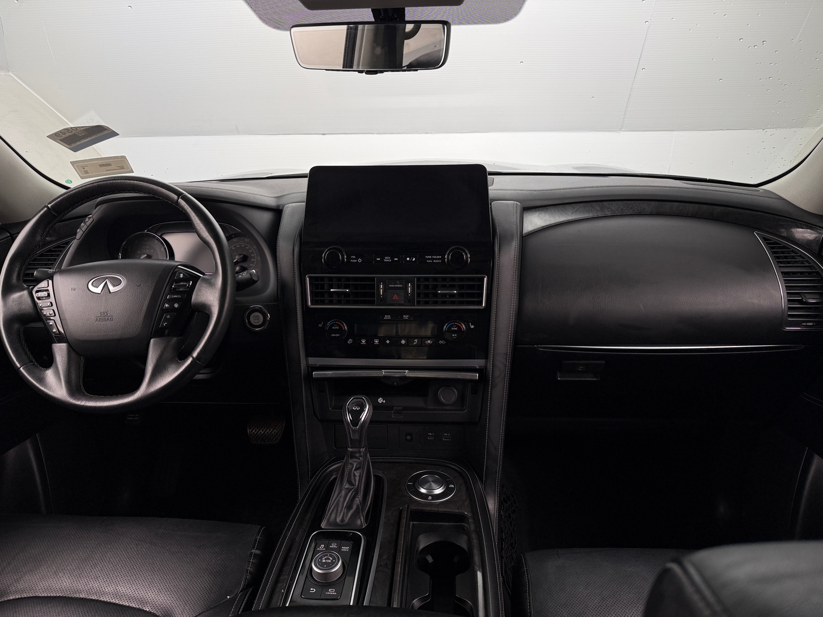 Thumbnail: 2023 INFINITI QX80 - 2