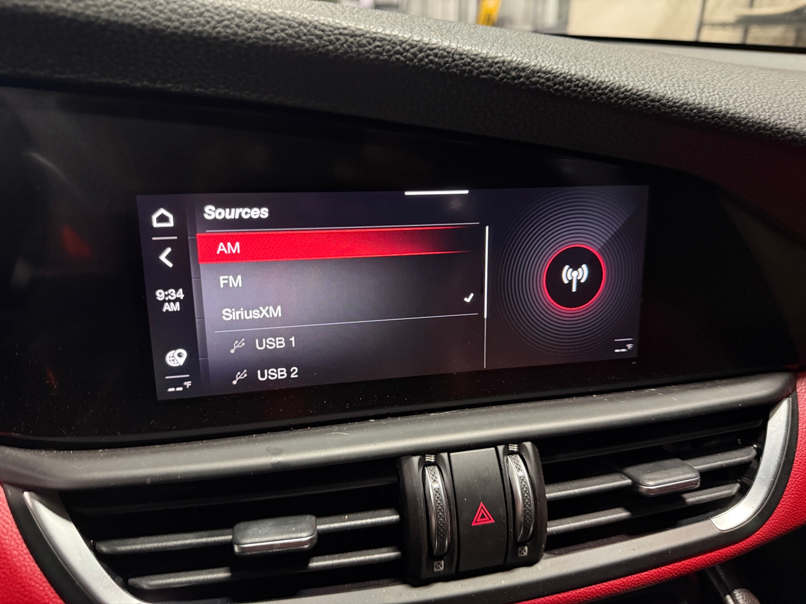 Thumbnail: 2020 Alfa Romeo Giulia - 3