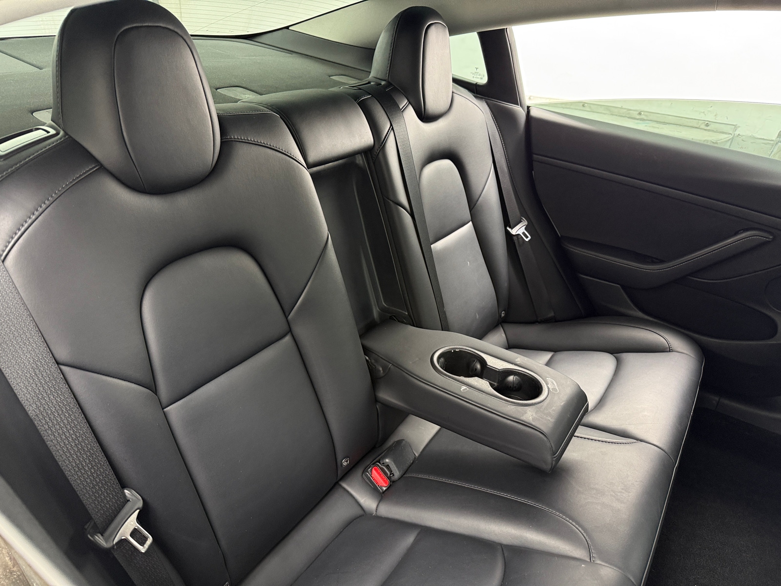 Thumbnail: 2022 Tesla Model 3 - 5