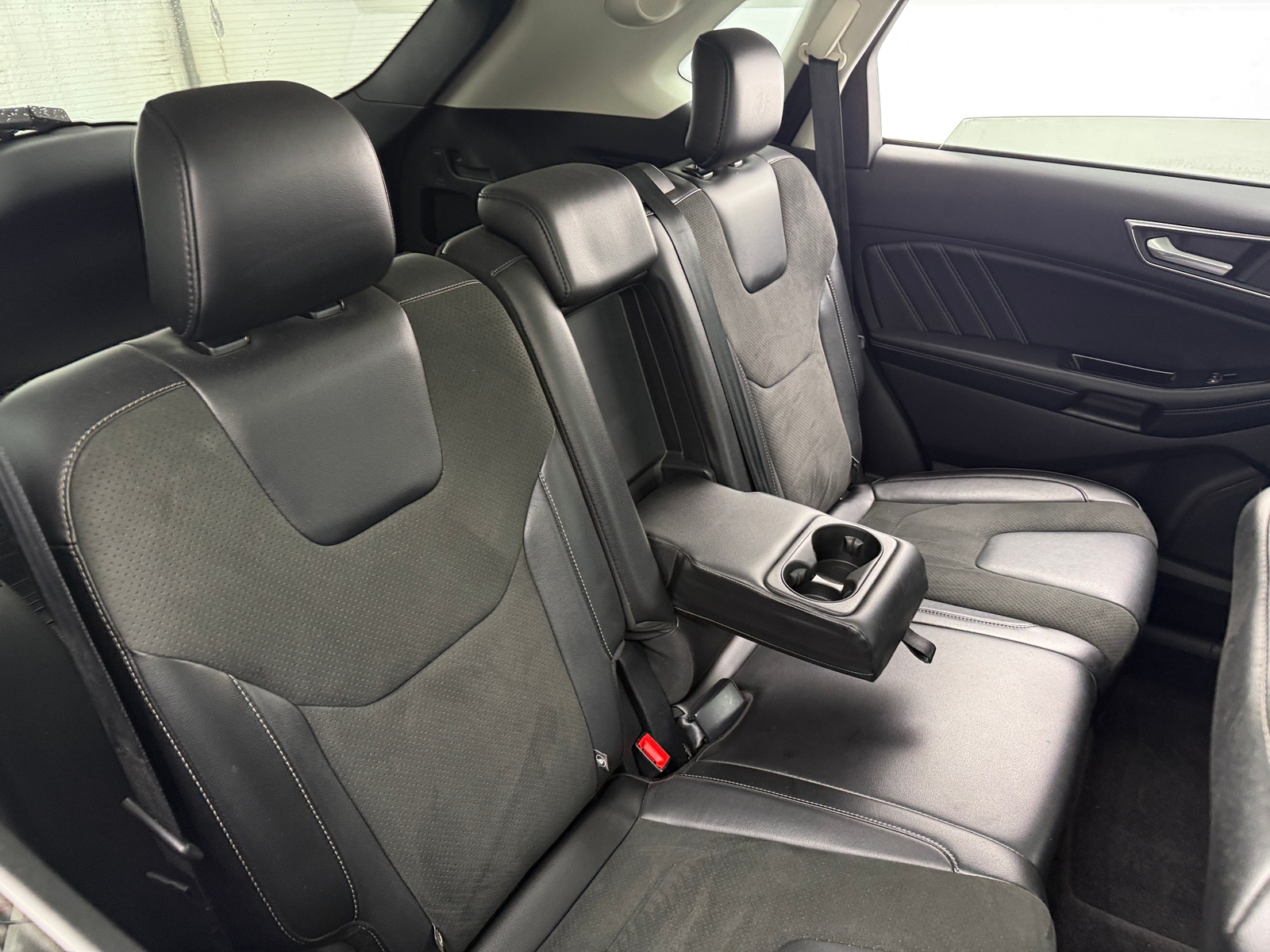 Thumbnail: 2016 Ford Edge - 5