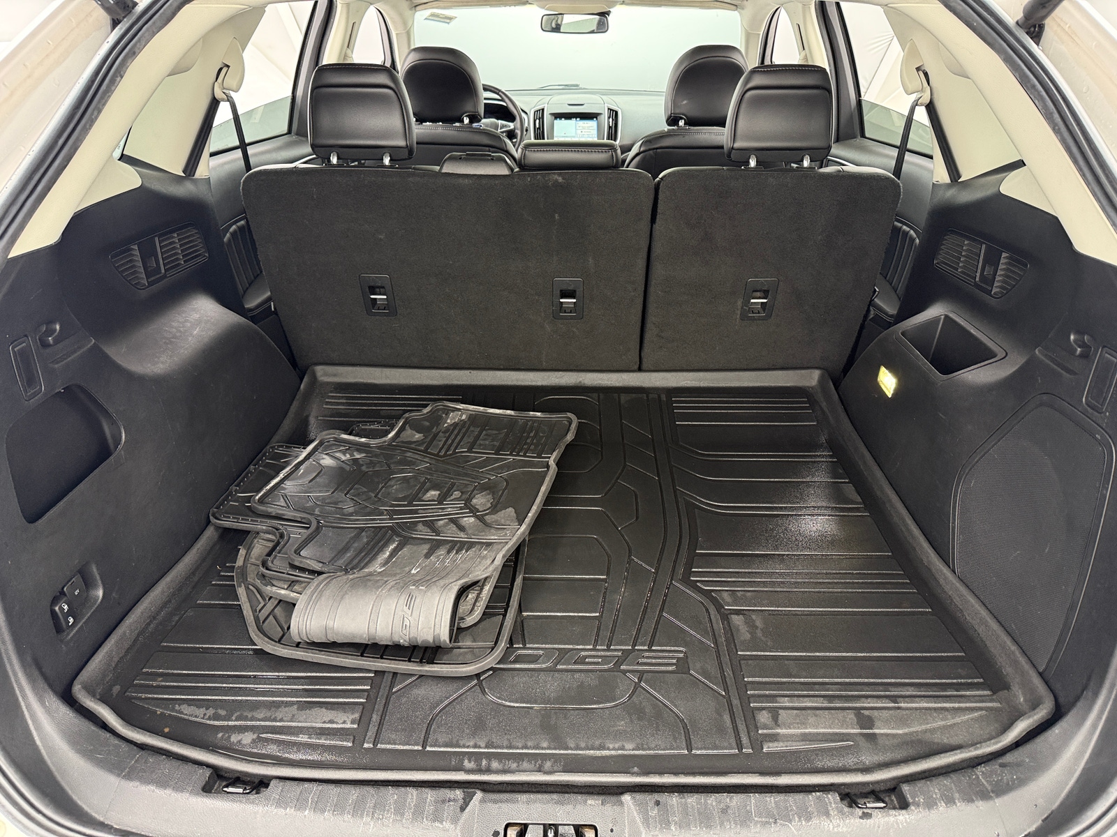 Thumbnail: 2016 Ford Edge - 6