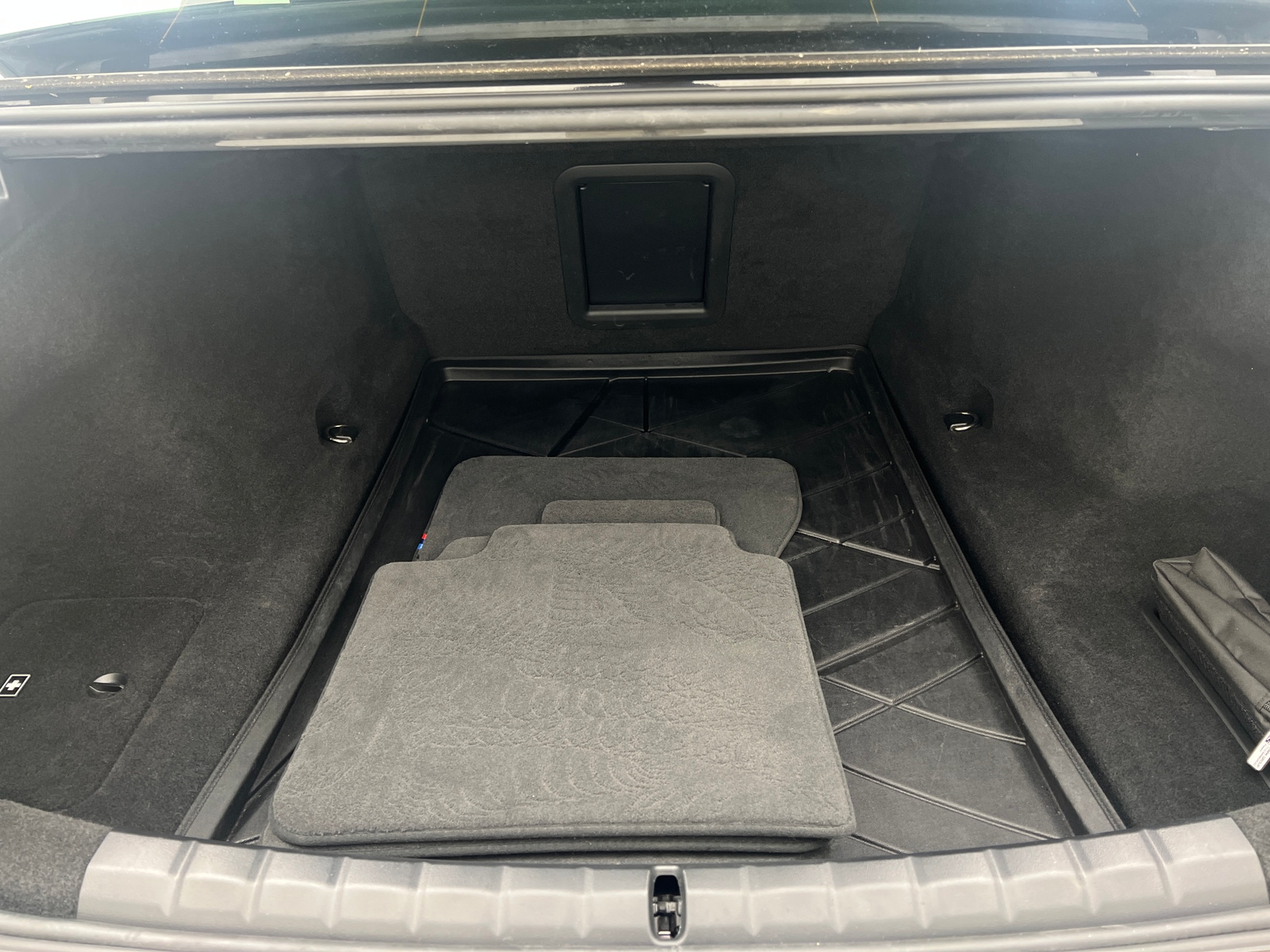 Thumbnail: 2023 BMW 7 Series - 6