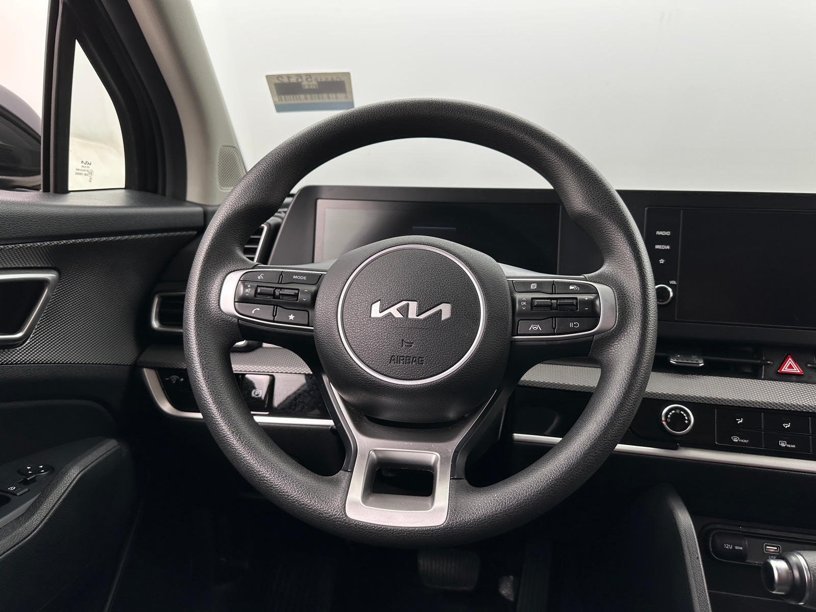 Thumbnail: 2025 Kia Sportage - 5