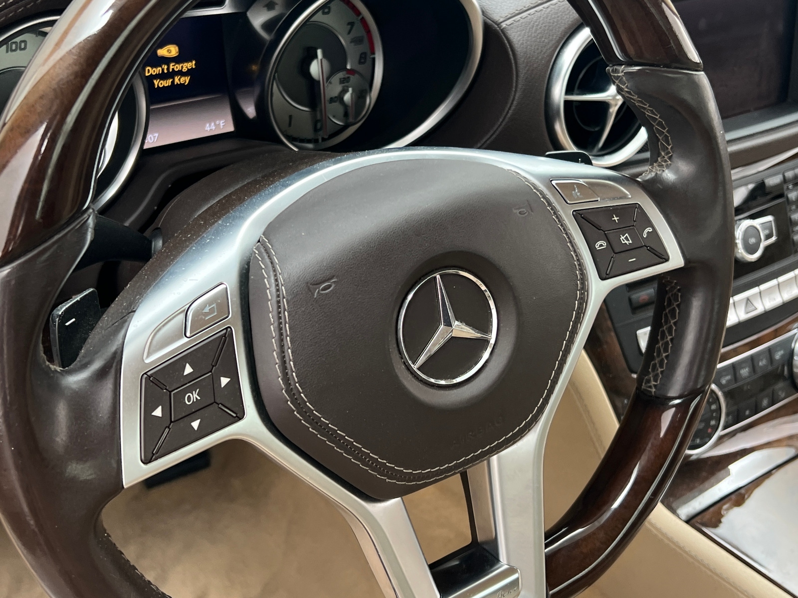 Thumbnail: 2013 Mercedes-Benz SL-Class - 4