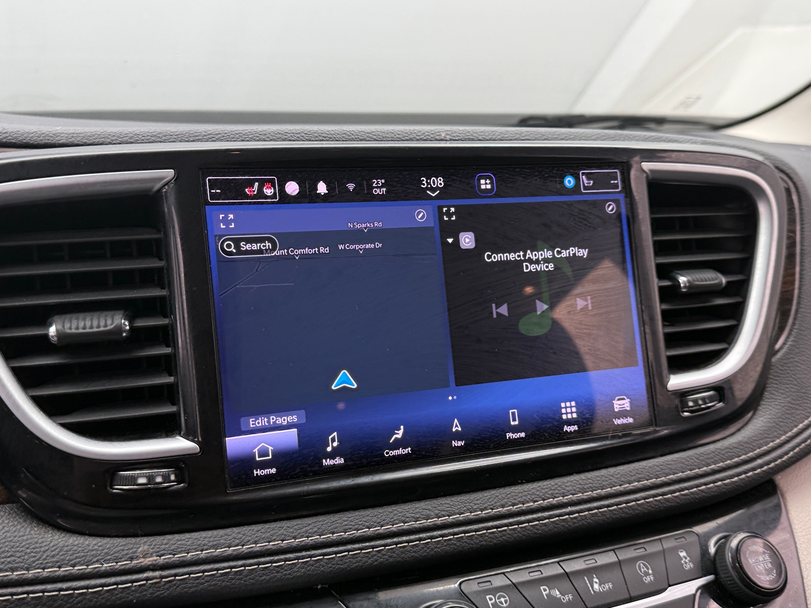 Thumbnail: 2022 Chrysler Pacifica - 3