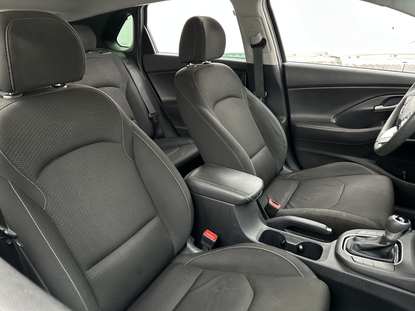 Thumbnail: 2019 Hyundai Elantra - 2