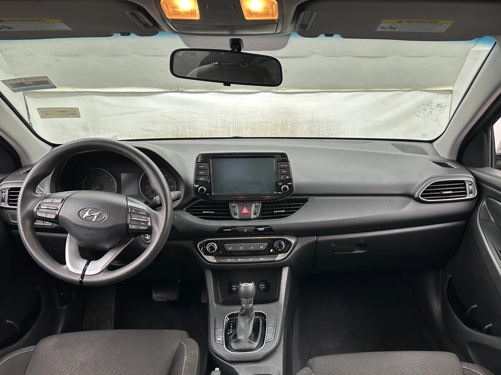 Thumbnail: 2019 Hyundai Elantra - 3