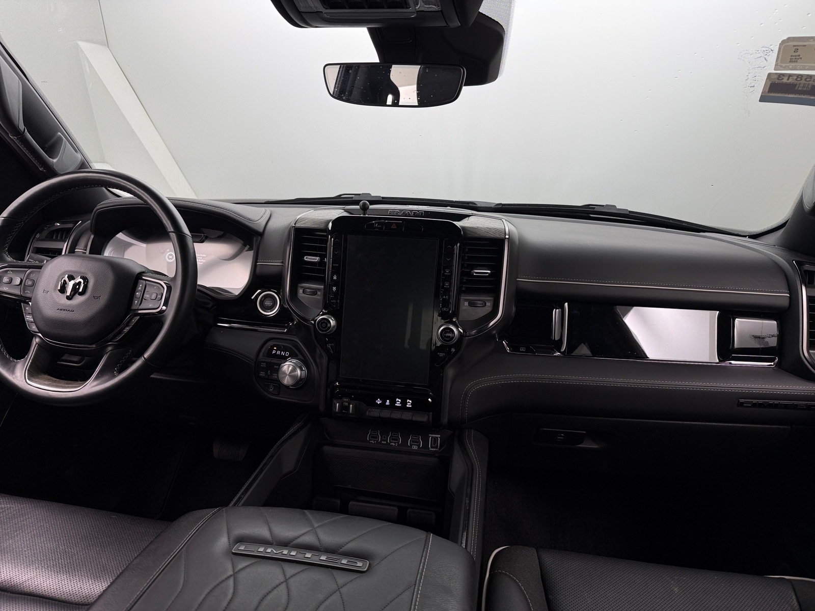 Thumbnail: 2025 RAM 1500 - 2