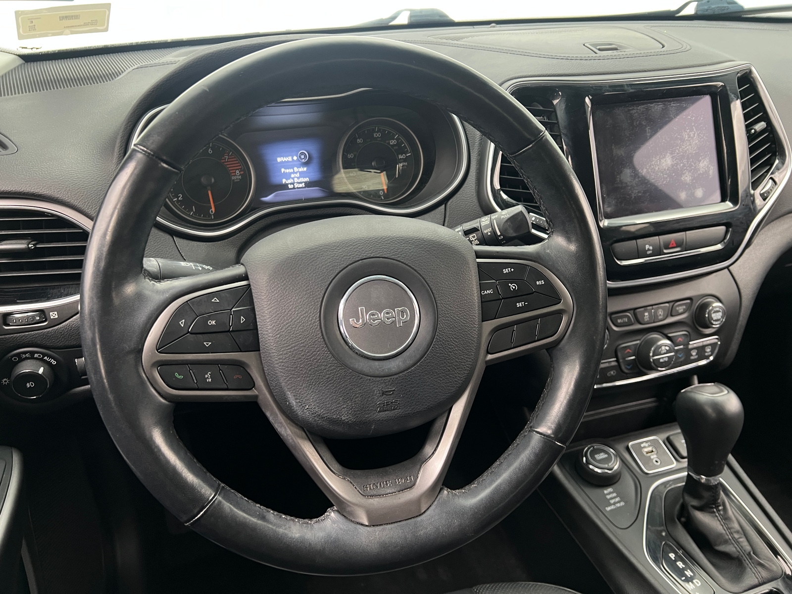 Thumbnail: 2019 Jeep Cherokee - 4