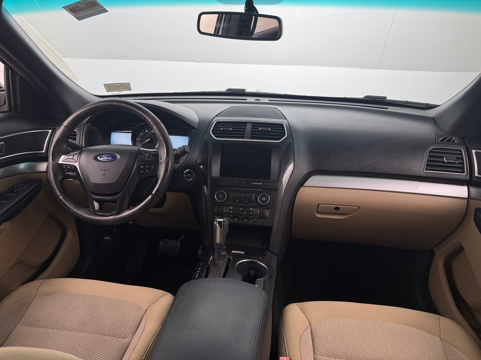 Thumbnail: 2016 Ford Explorer - 3