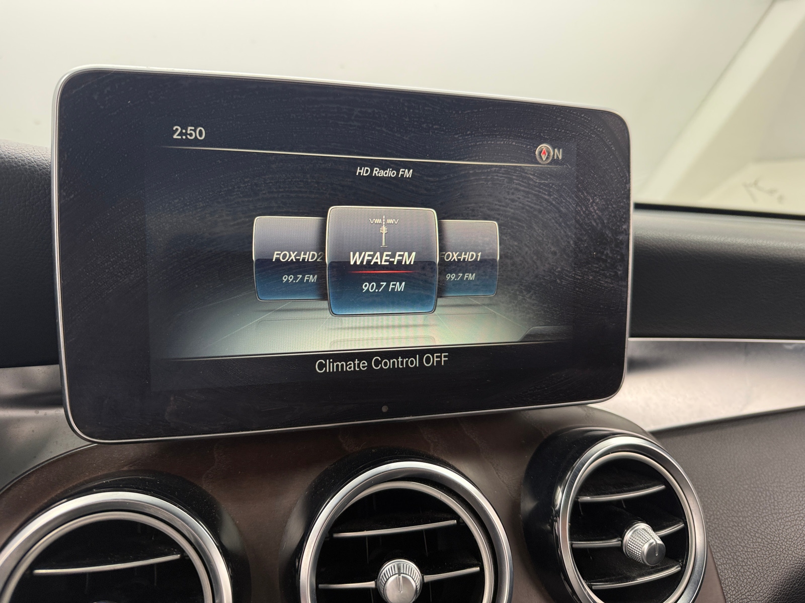 Thumbnail: 2018 Mercedes-Benz GLC - 3