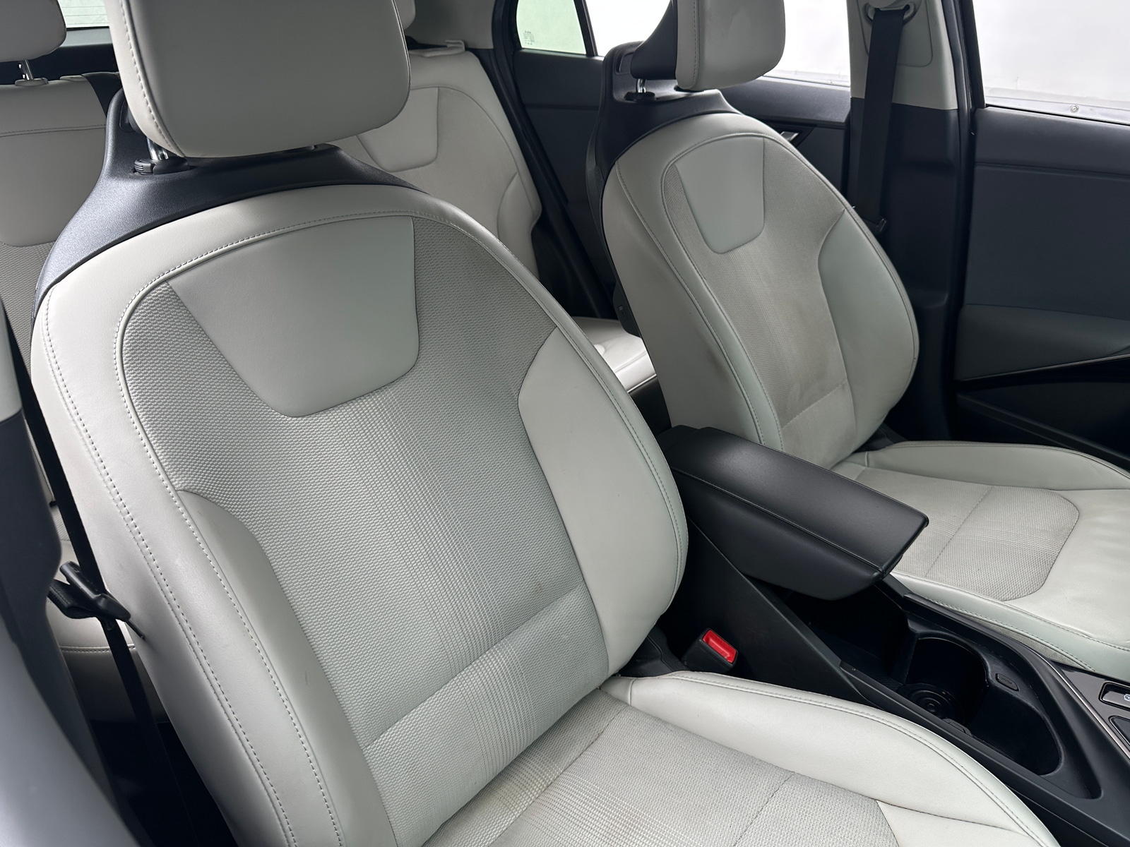 Thumbnail: 2023 Kia Niro - 2