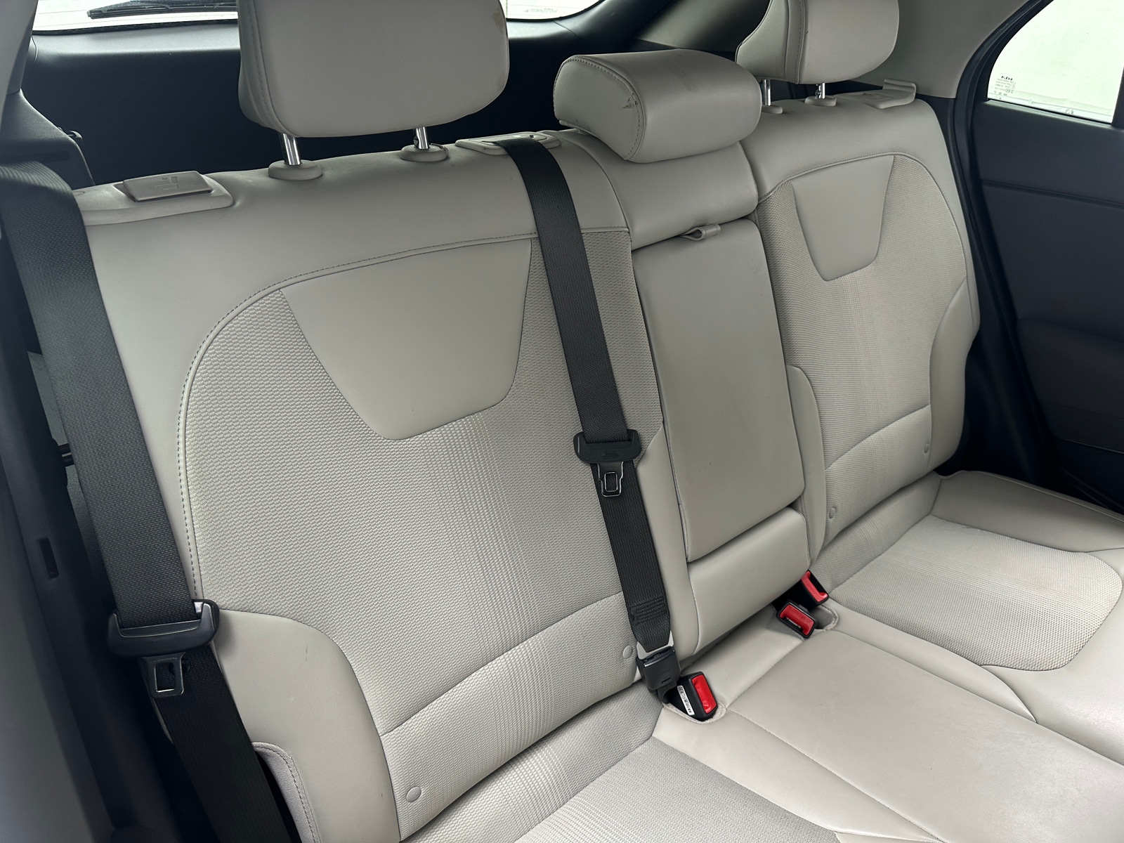 Thumbnail: 2023 Kia Niro - 6