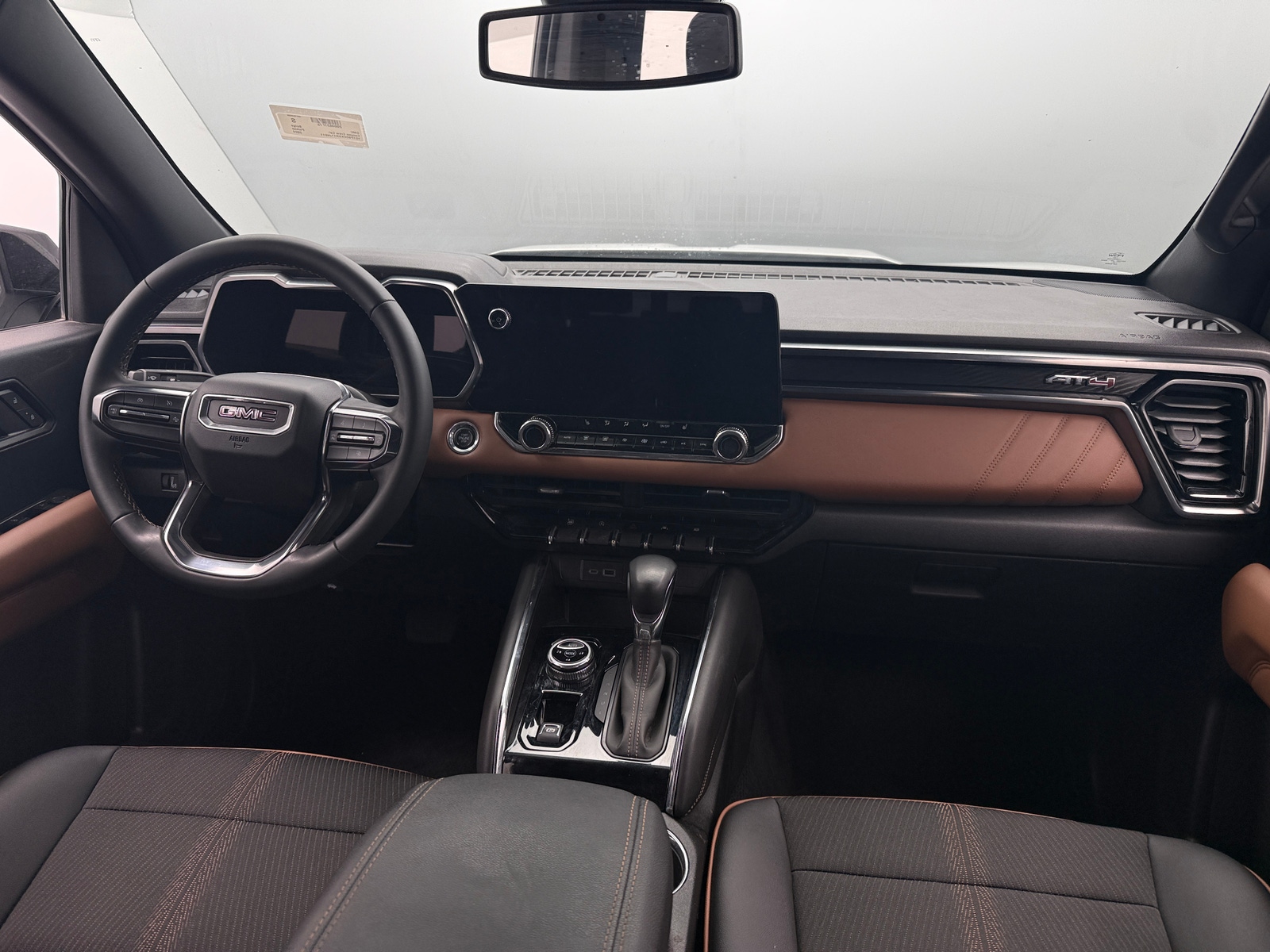 Thumbnail: 2024 GMC Canyon - 3