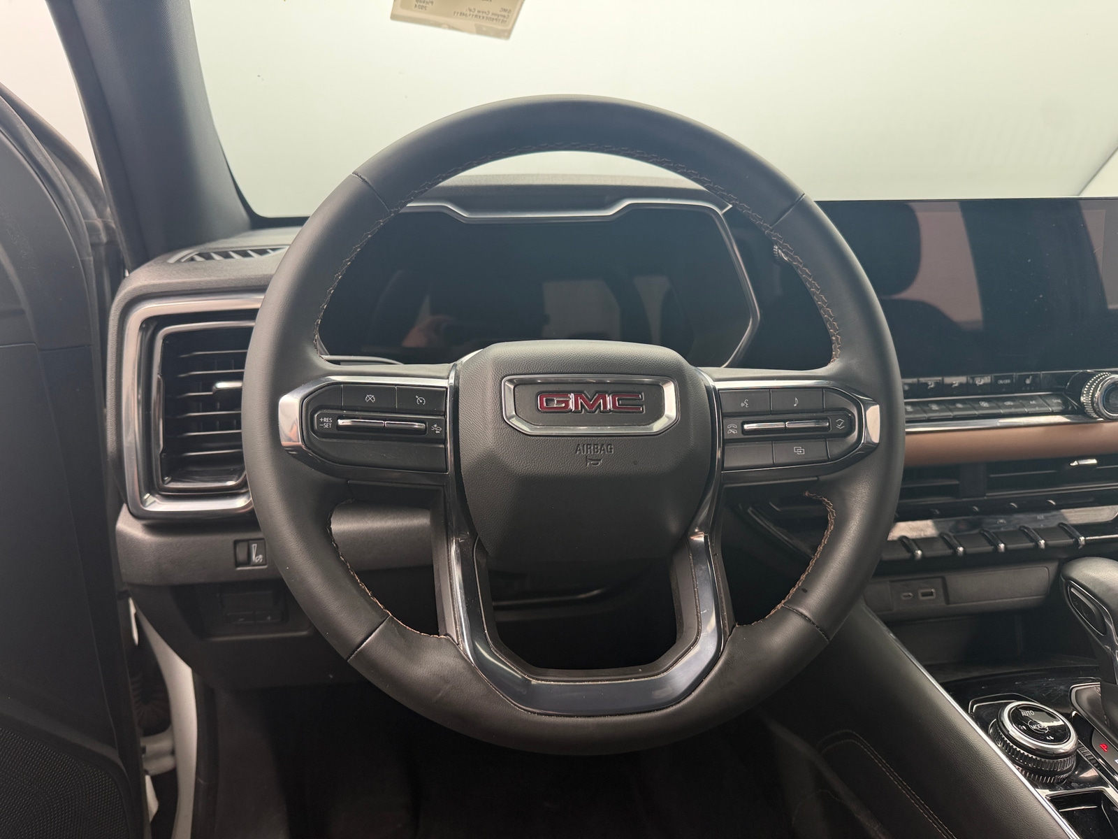 Thumbnail: 2024 GMC Canyon - 5