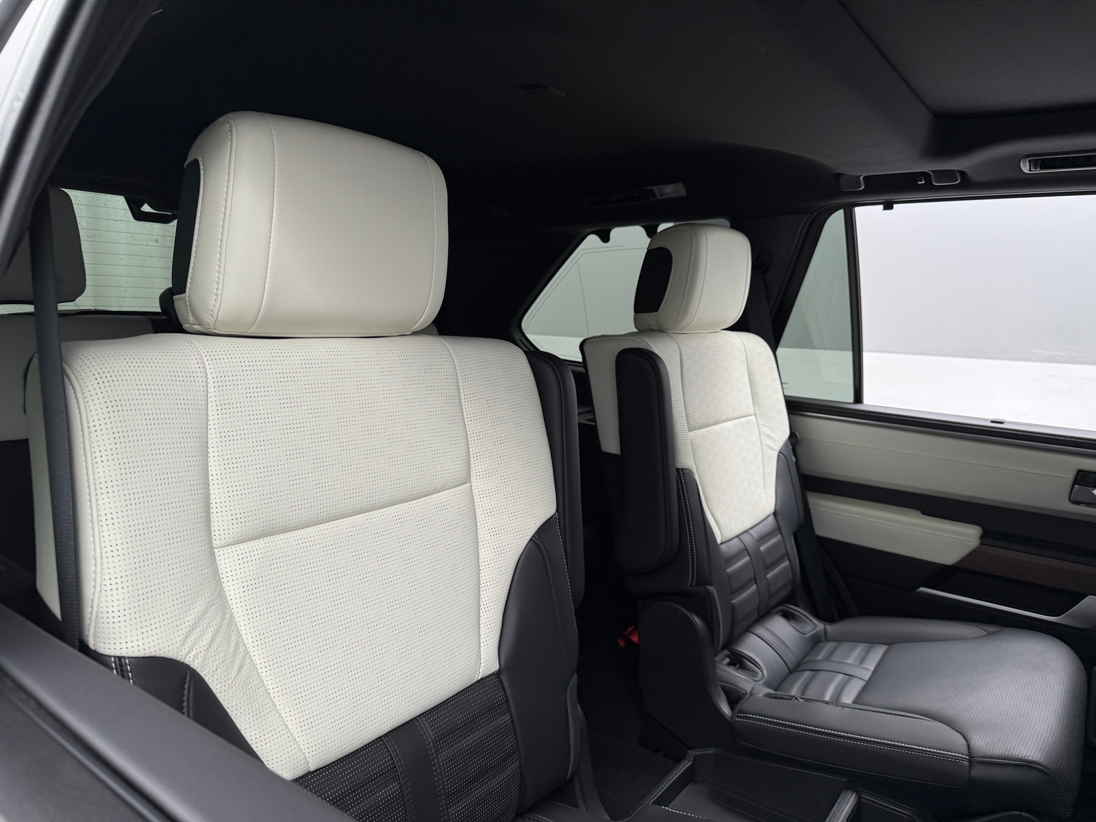 Thumbnail: 2023 Toyota Sequoia - 5