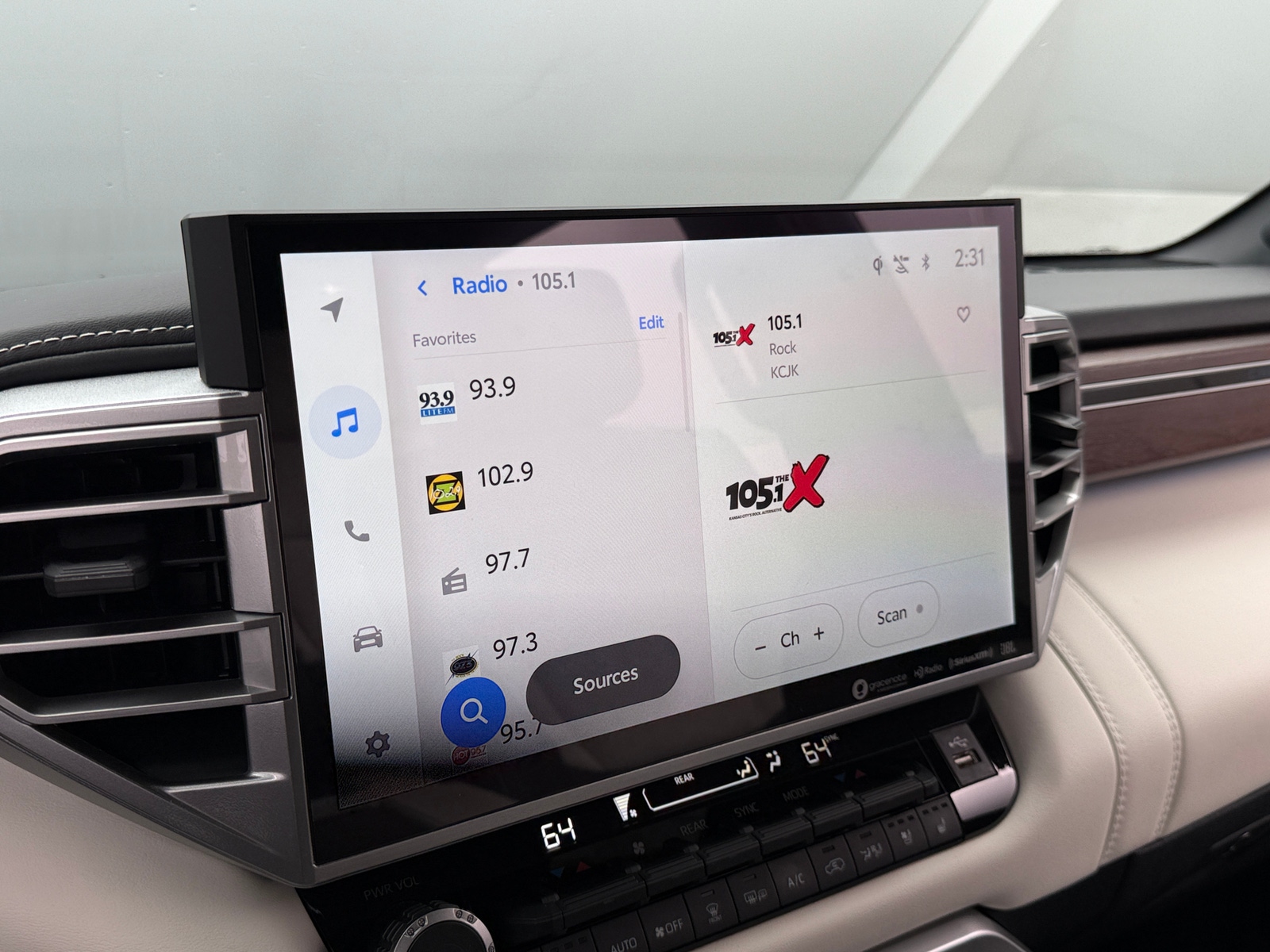 Thumbnail: 2023 Toyota Sequoia - 3